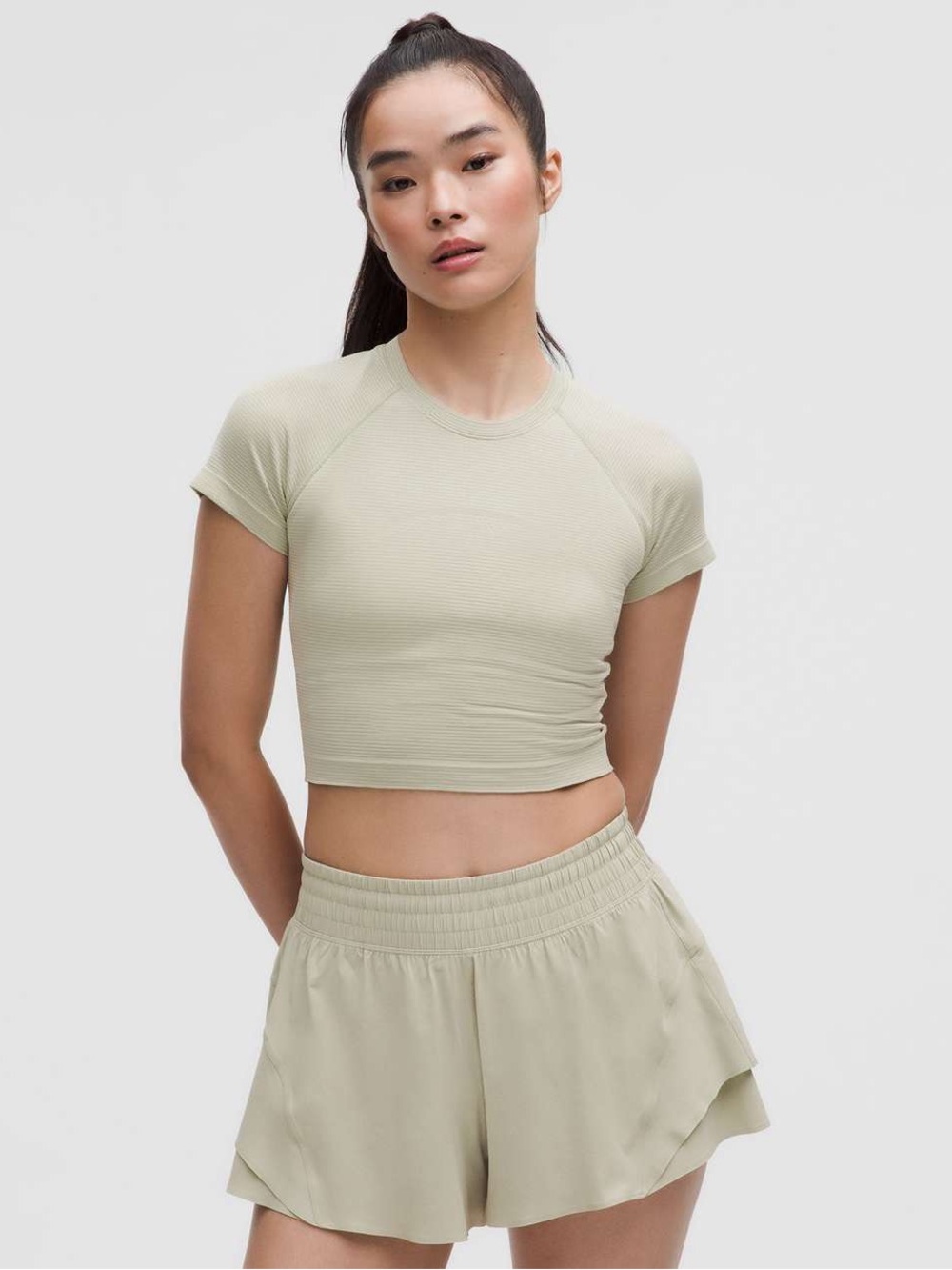 NWOT - Lululemon Swiftly Tech Cropped Short Sleeved Shirt